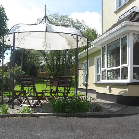 Bed and breakfast Headley Court 4*