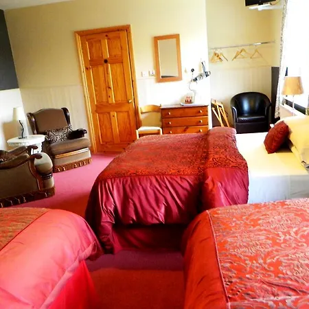 Headley Court Shannon