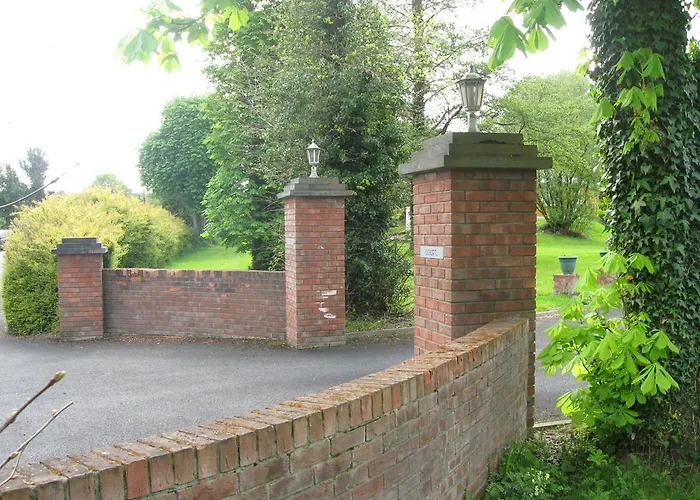 Headley Court 4* Shannon