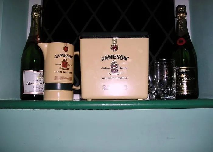 Headley Court 섀넌