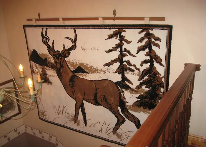 B&B Headley Court 섀넌