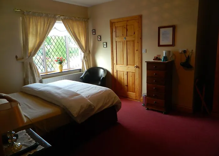 B&B Headley Court 섀넌