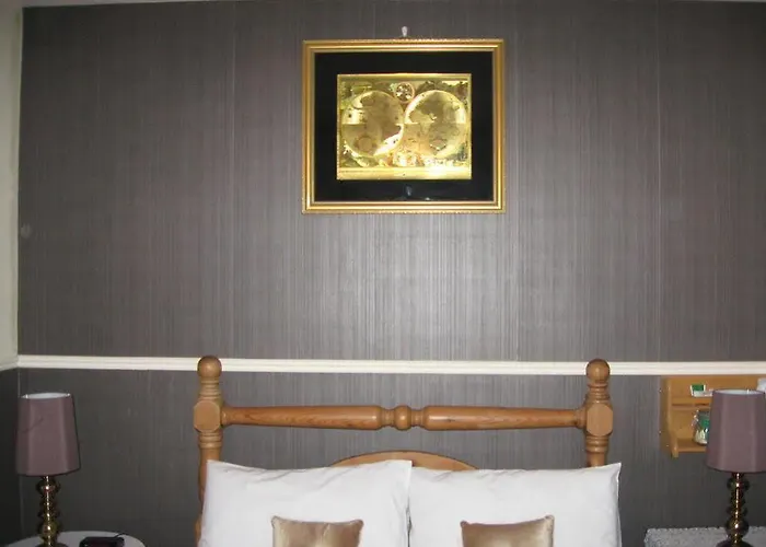 Headley Court Couette-café Shannon